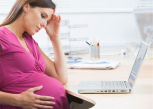 ایمنی محیط کار در بارداری